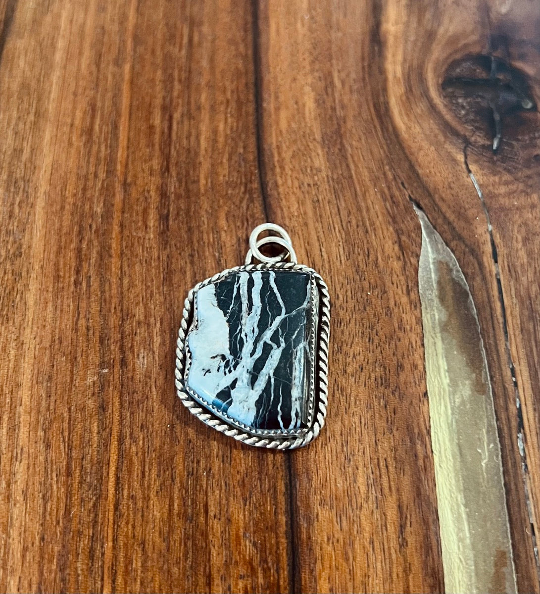 White Buffalo Arizona Pendant by Kevin Kietzman     JL11112