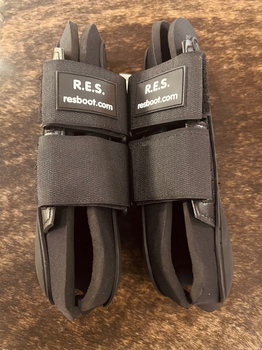 R.E.S. Open Front Sport Boot Tendon Horse Boot - Size Large