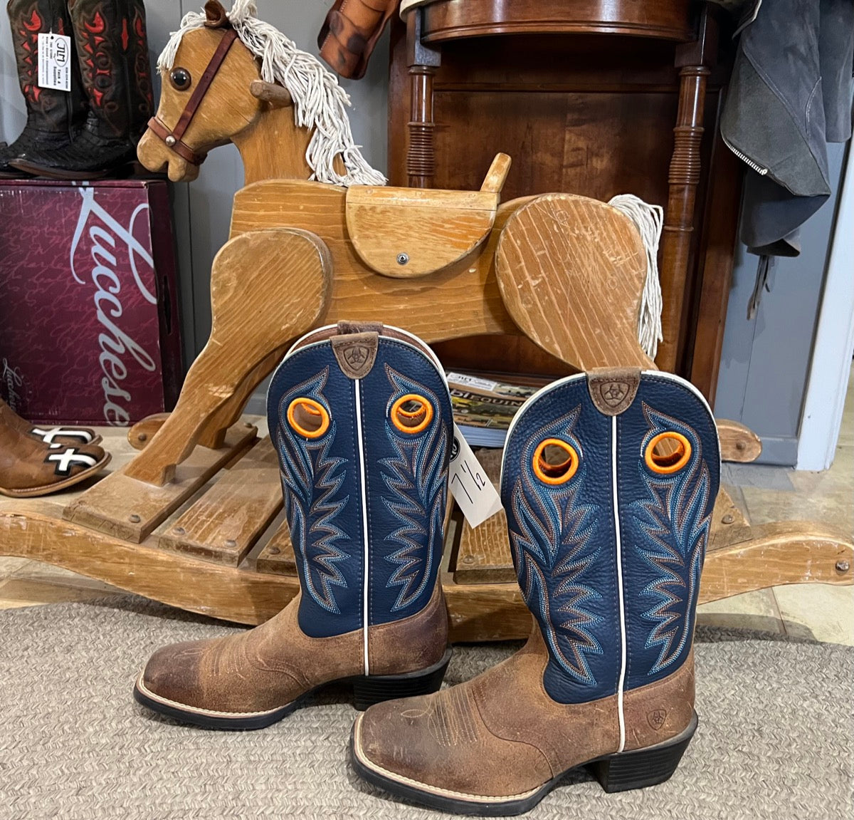 Boots & Shoes