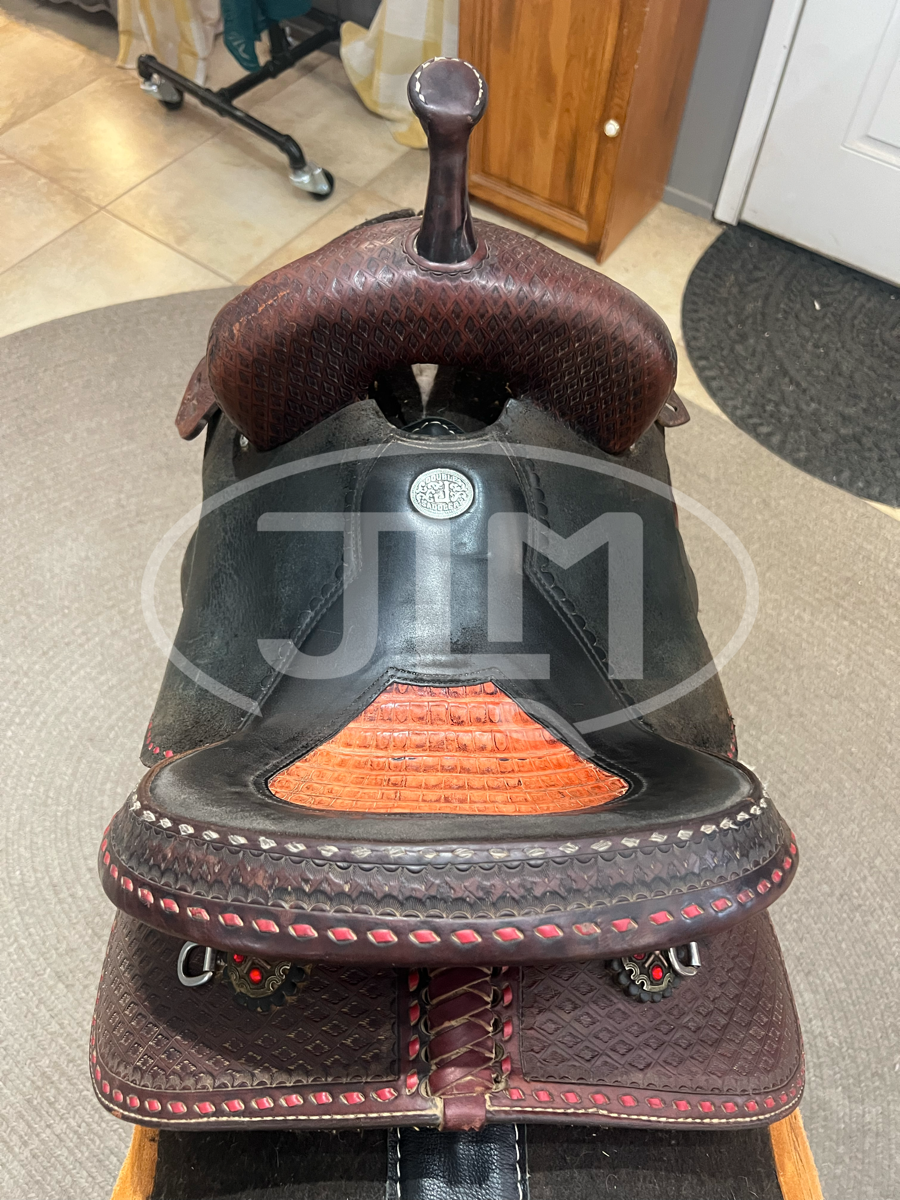 13.5" Wide Double J Pozzi Pro Racer Barrel Saddle