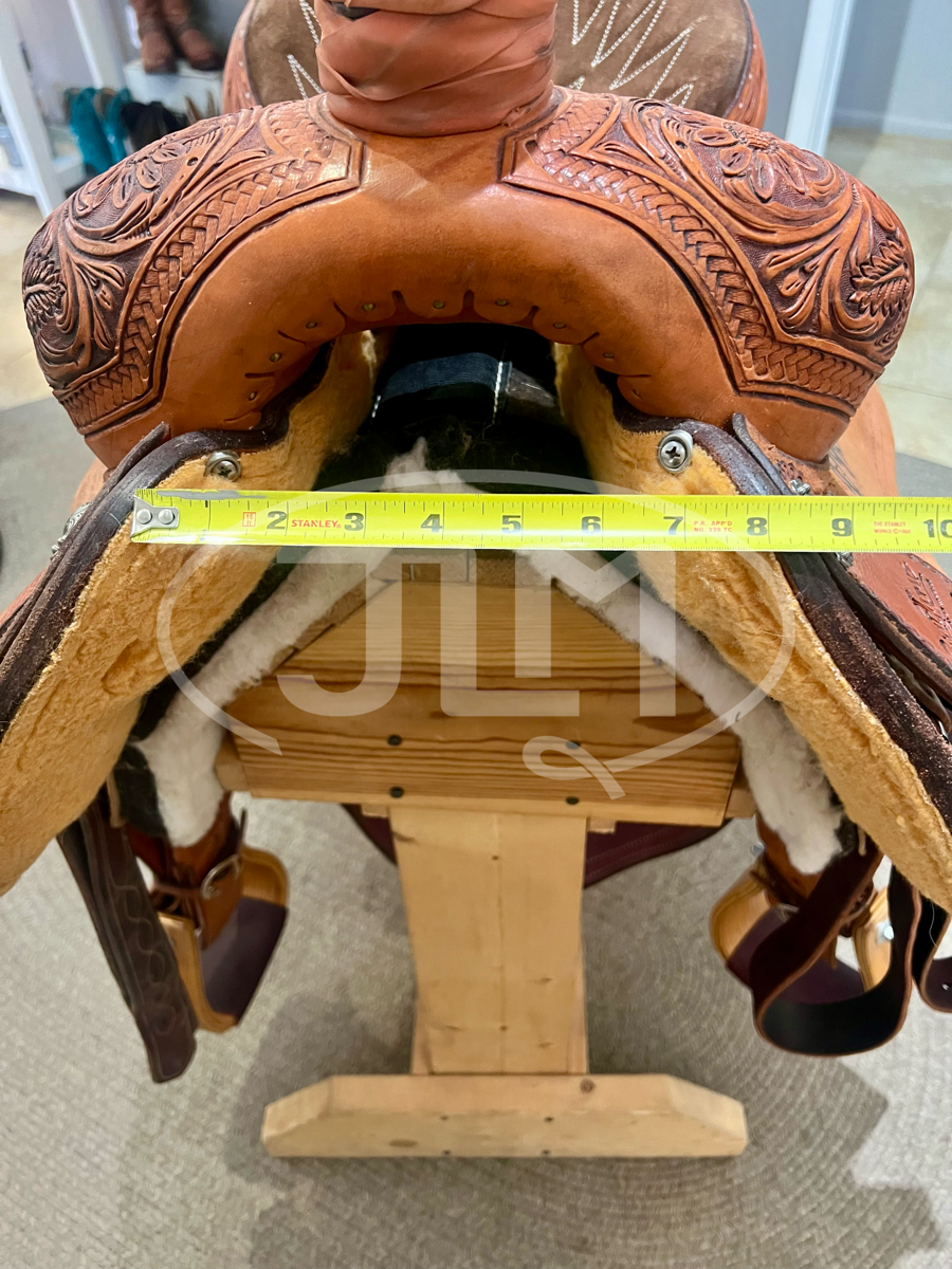 15" Scott Thomas Team Roping Saddle