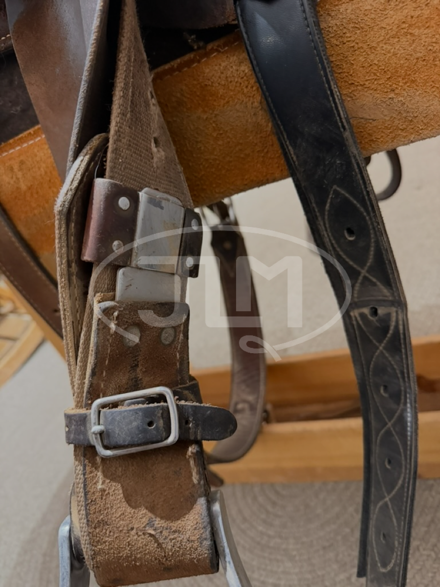 15" Wide Double J Pozzi Pro Flex Barrel Saddle     S1128