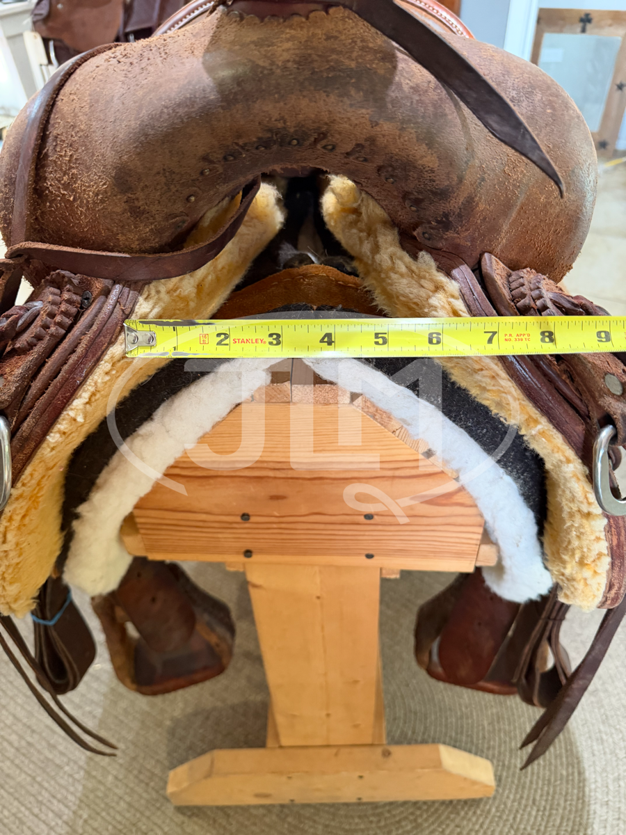 15" Taylor's Saddle Shop Team Roping Saddle