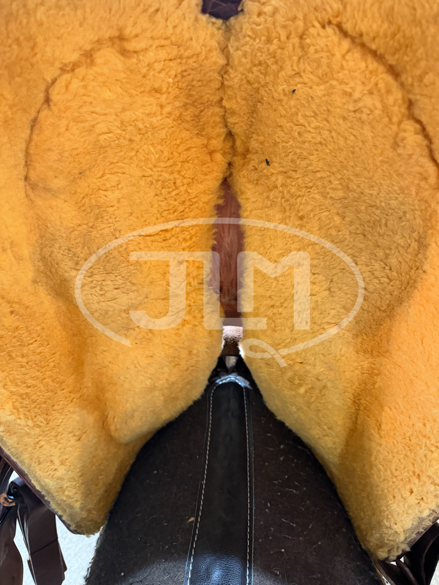 15" Taylor's Saddle Shop Team Roping Saddle