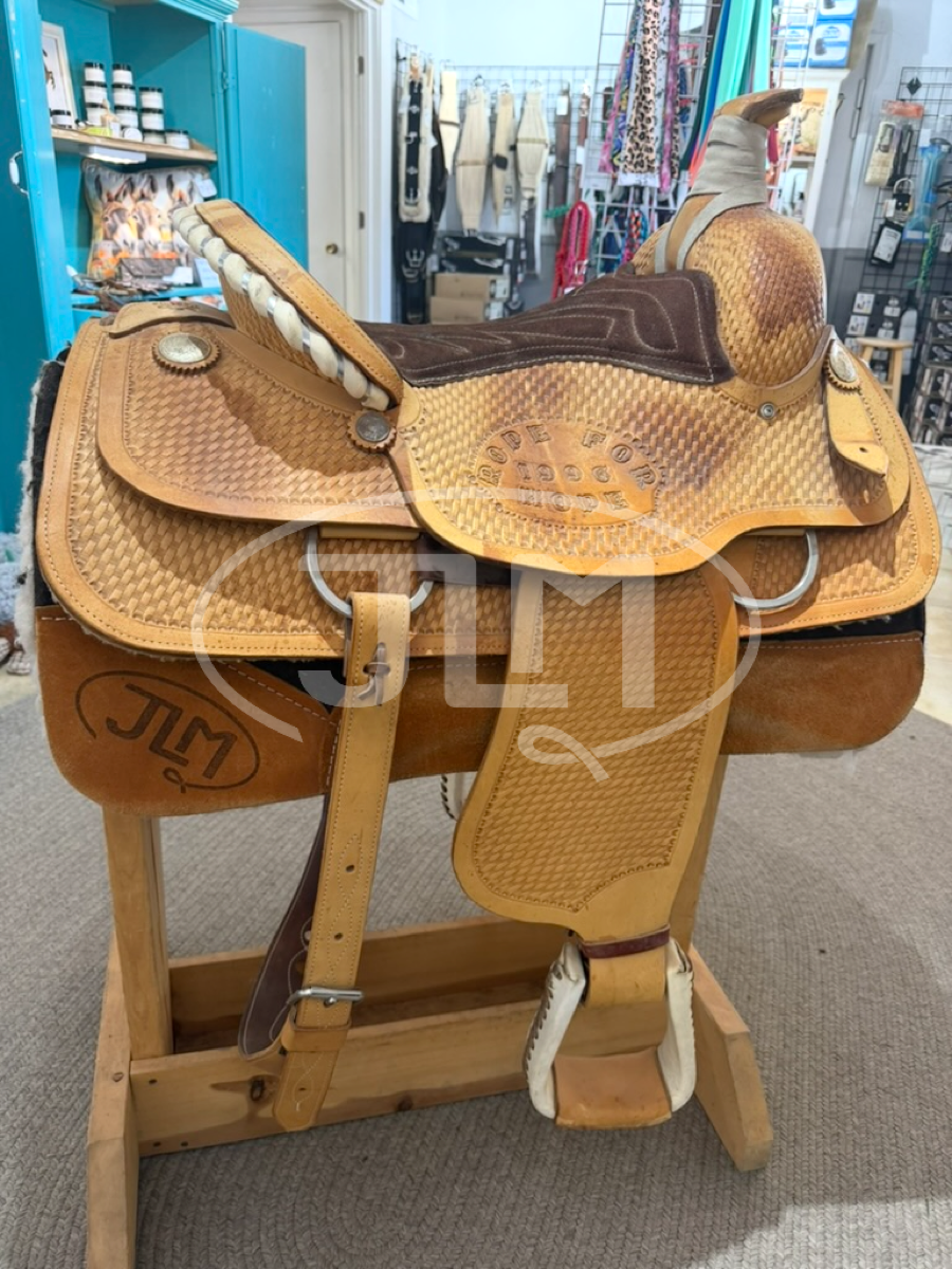 15.5" Carmel Saddlery Team Roping Saddle