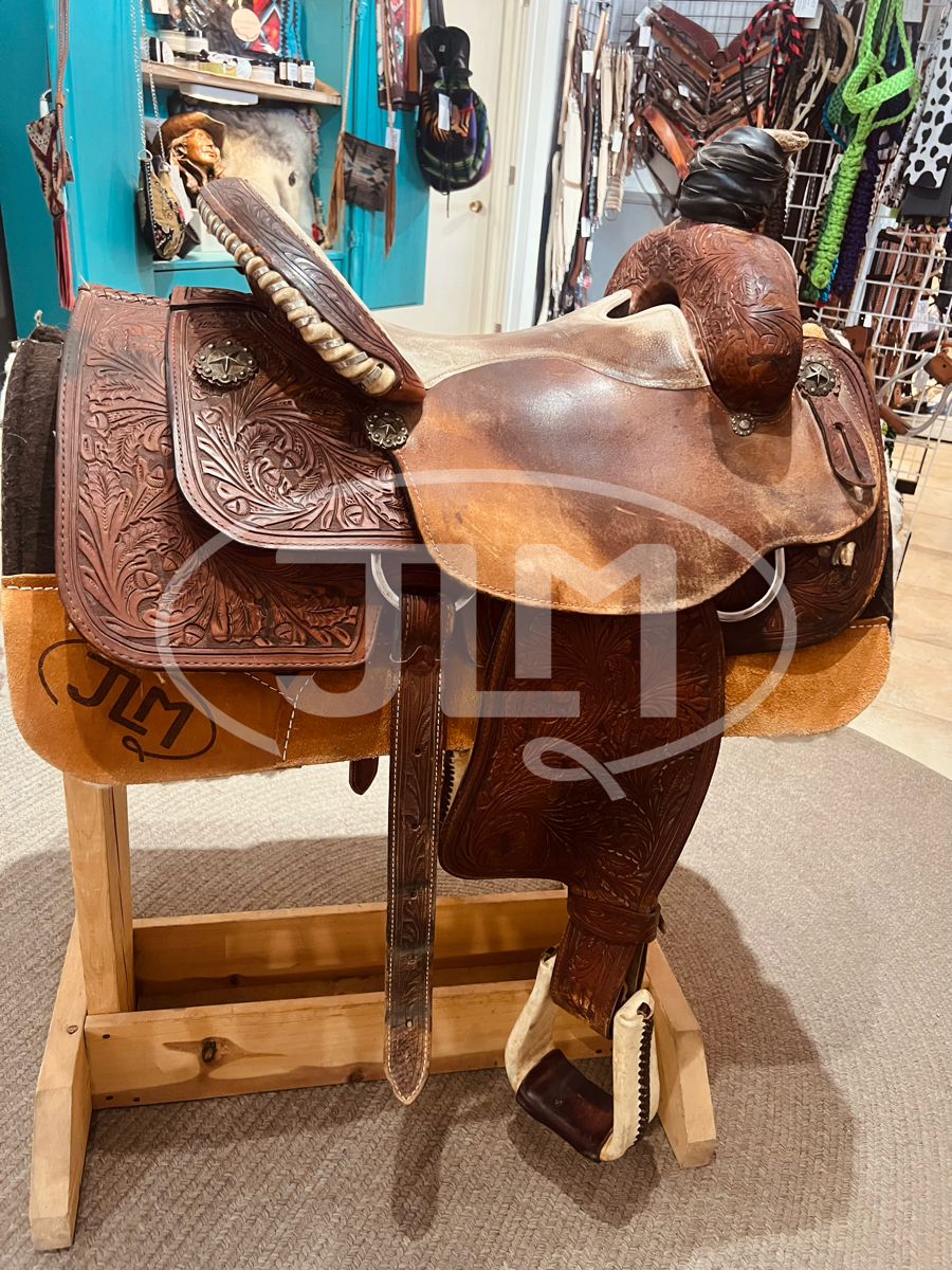 15" Dale Chavez Team Roping Saddle