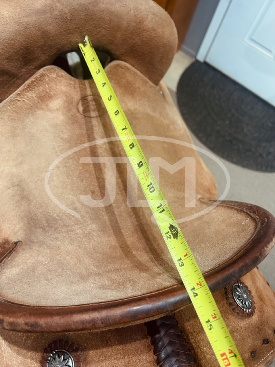 13.5" Dusty Barrett Barrel Saddle