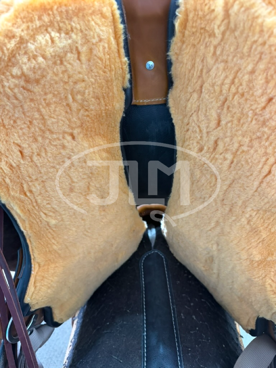 16" Circle Y Walnut Grove Flex2 Trail Saddle