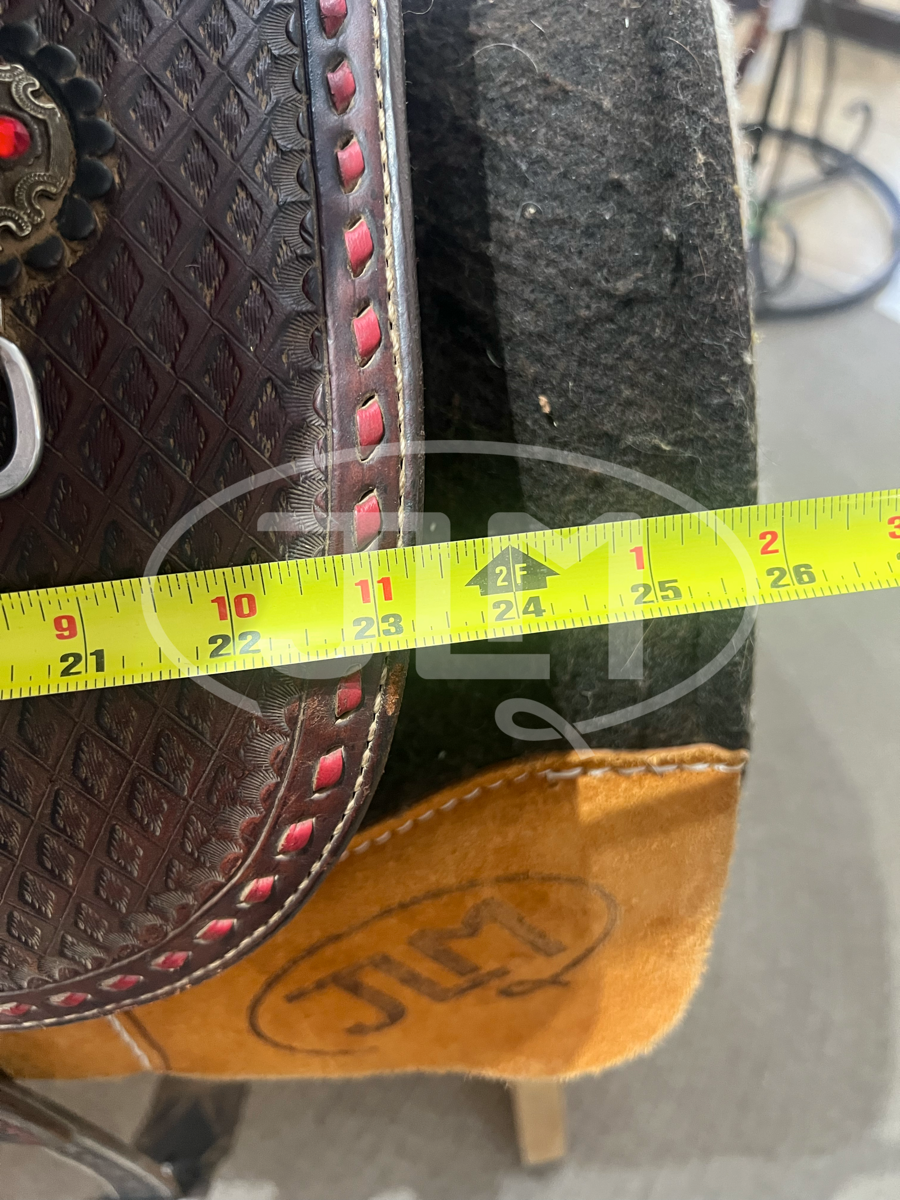 13.5" Wide Double J Pozzi Pro Racer Barrel Saddle