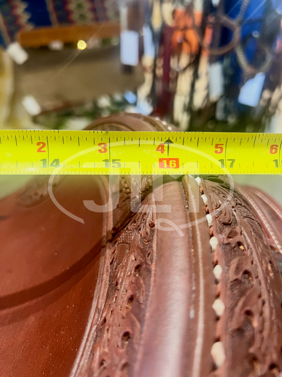 16" Stray Dog Cutting Saddle