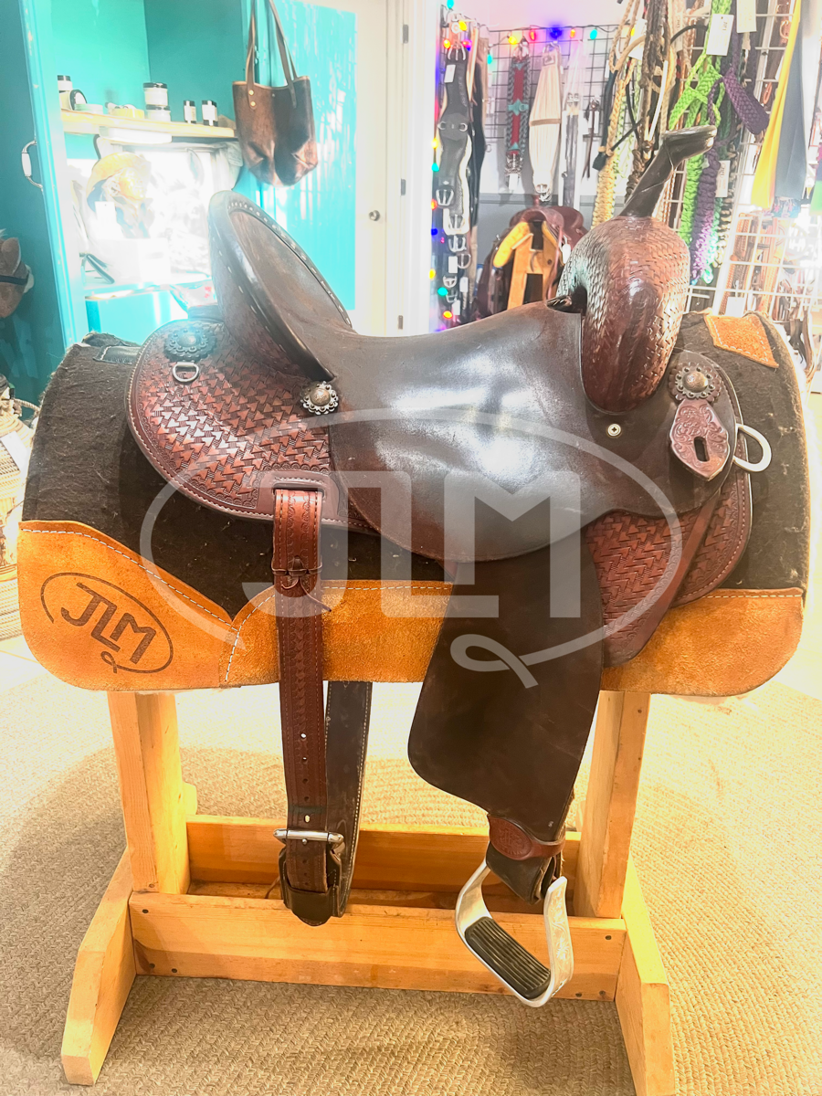 14.5" Narrow #9 Double J Pozzi Pro Racer Barrel Saddle