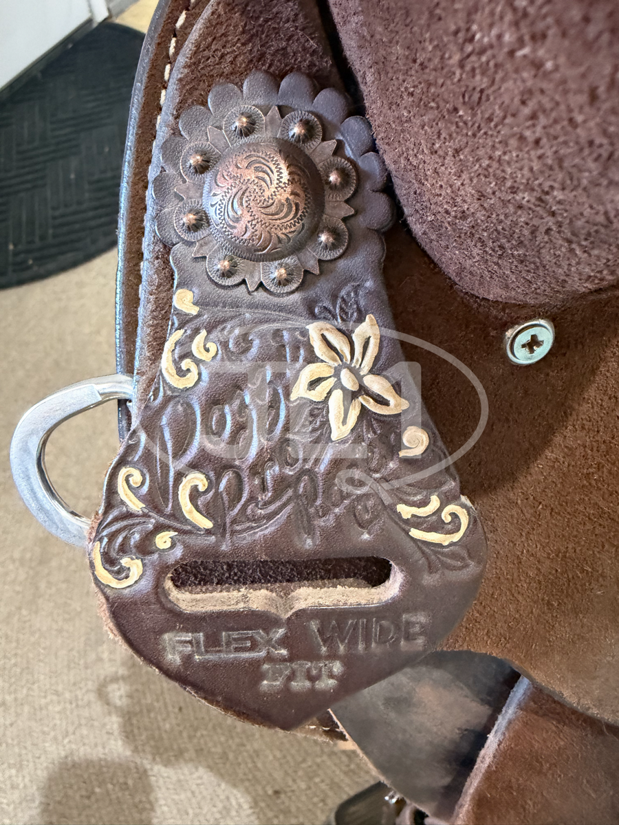 13.5" Wide Double J Pozzi Pro Flex Tree Spinal Relief Barrel Saddle