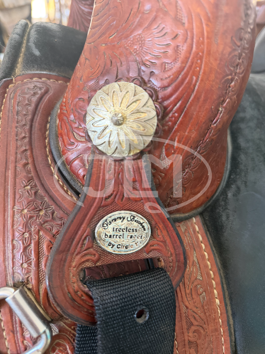 14.5" Circle Y Tammy Fischer Daisy Treeless Barrel Saddle