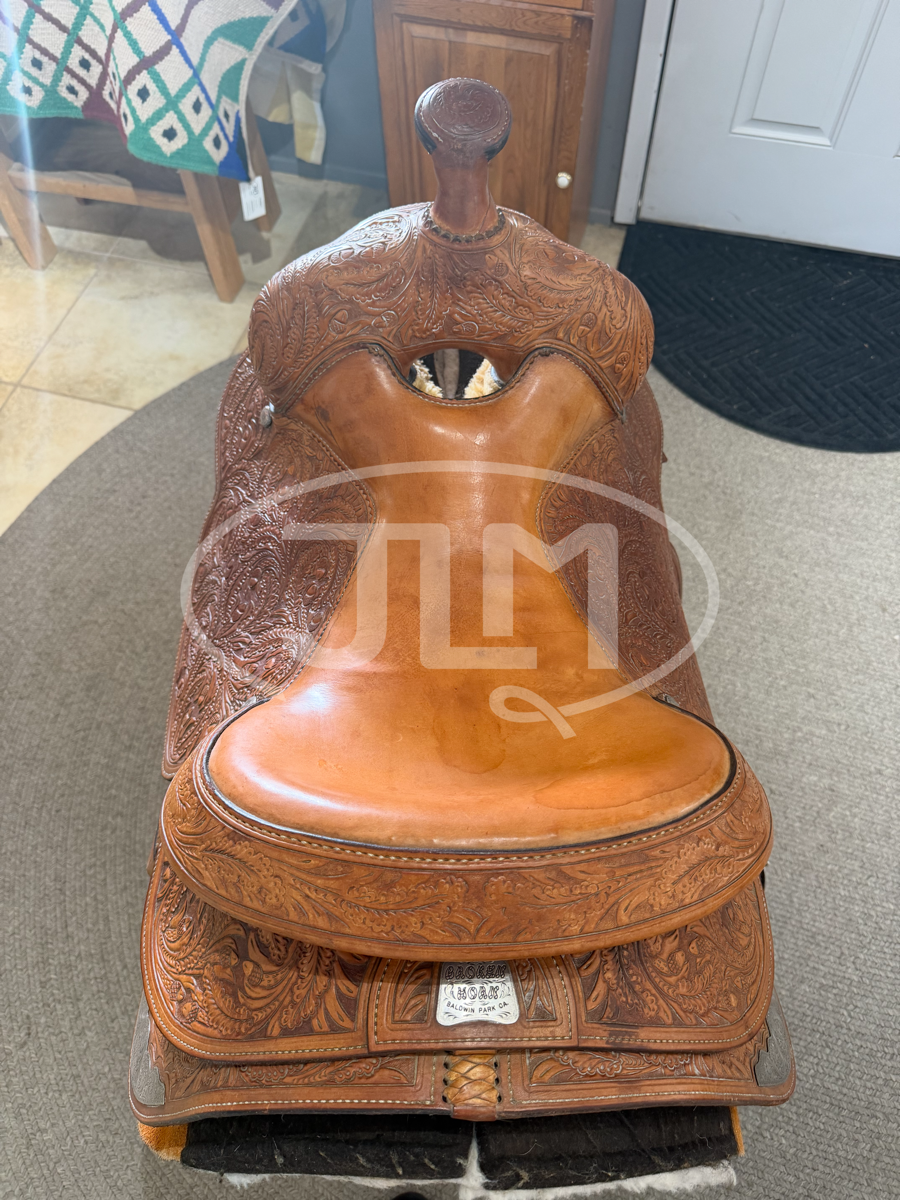 15" Broken Horn Western Saddle