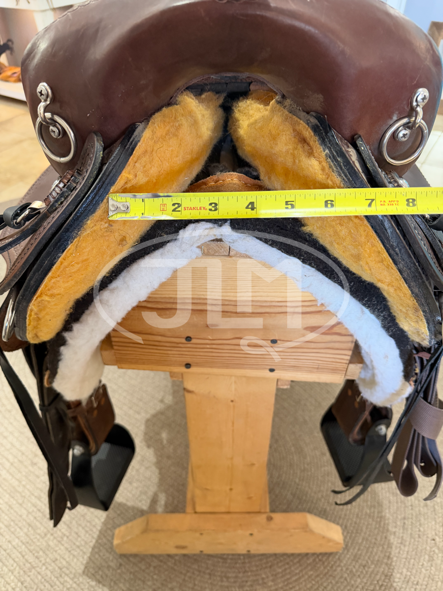 16" Dakota Trail Saddle 213