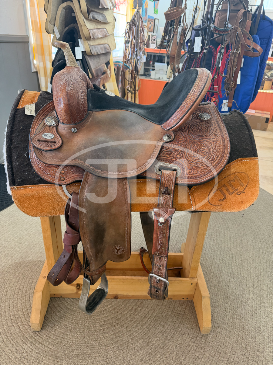 14" Circle Y Lisa Lockhart Dynamo Barrel Saddle