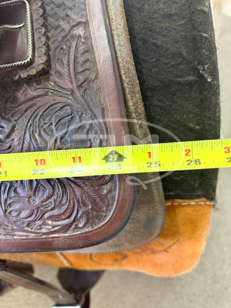 14" Bob's Custom Saddles Team Roping Saddle
