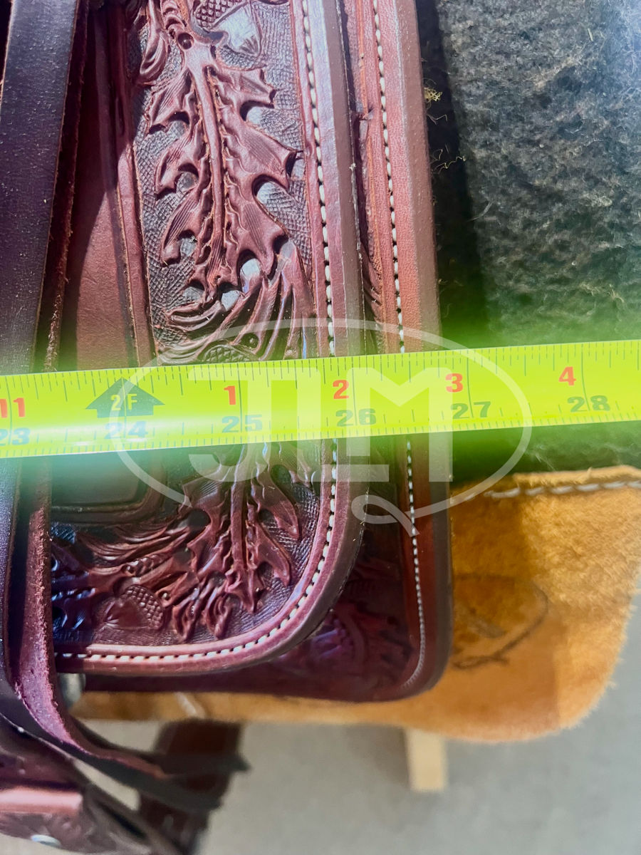 16" Stray Dog Cutting Saddle