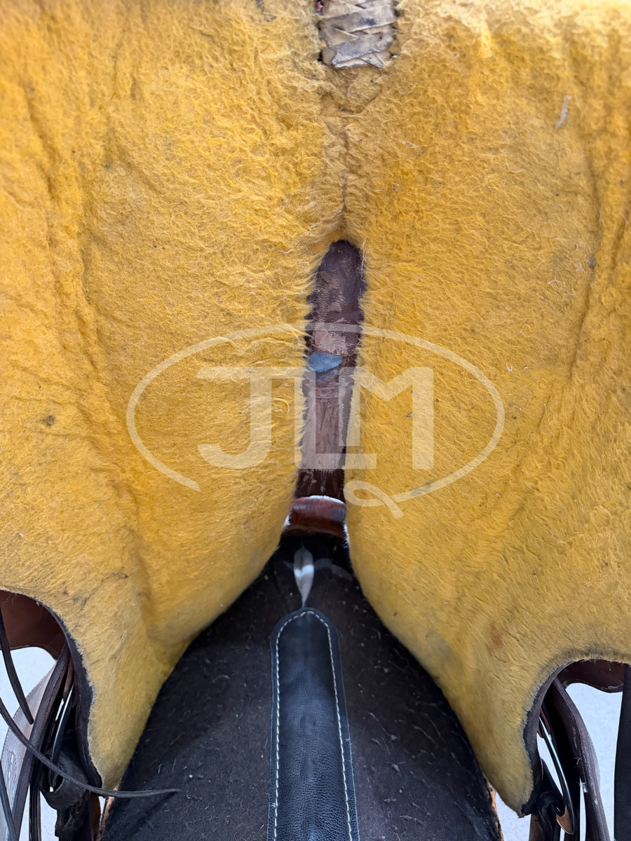 15" Vaquero Team Roping Saddle
