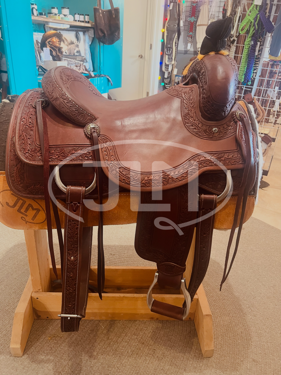 16" Stray Dog Cutting Saddle