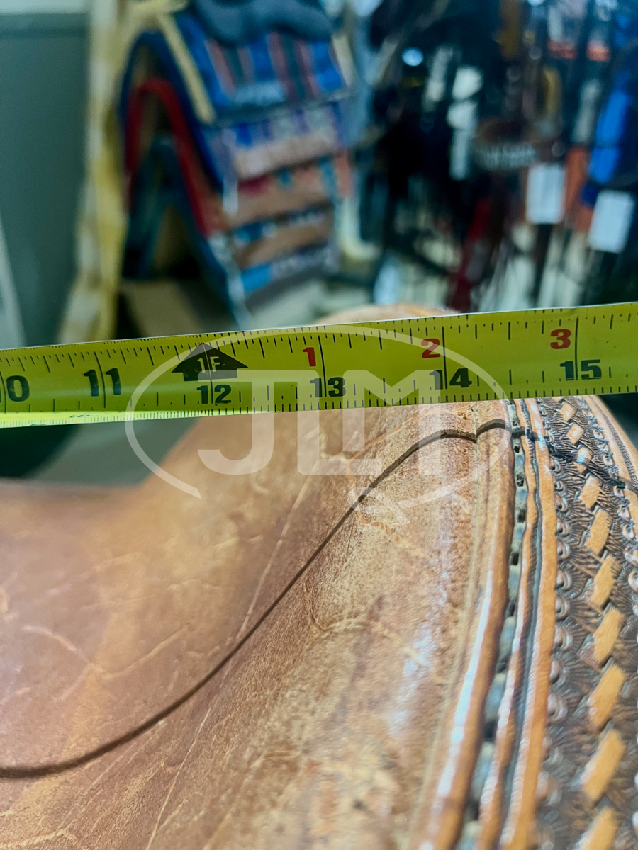 14" NRS Team Roping Saddle