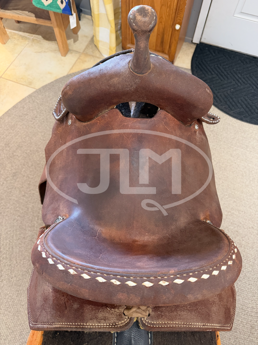 13.5" Connolly Saddlery Chocolate Roughout White Buckstitch Barrel Saddle