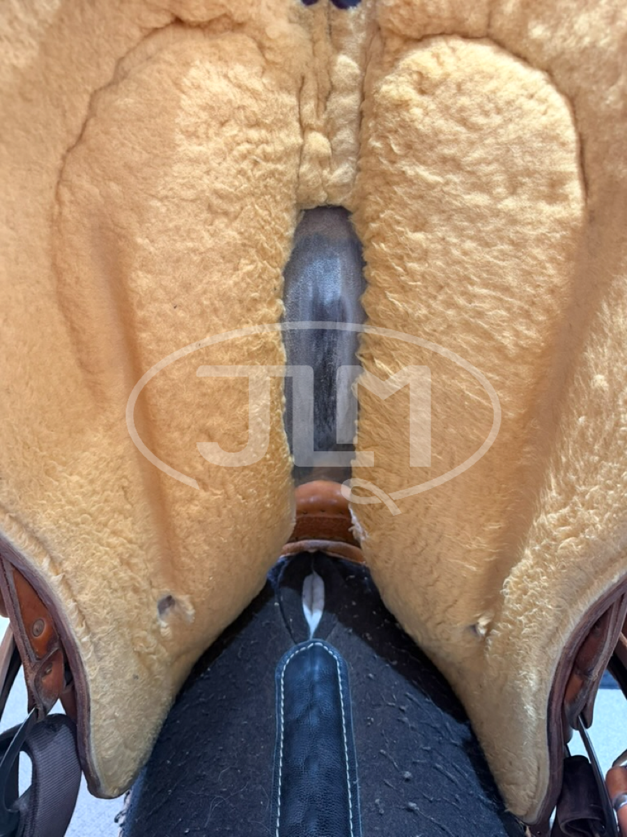 15" Carson River Bar M Team Roping Saddle