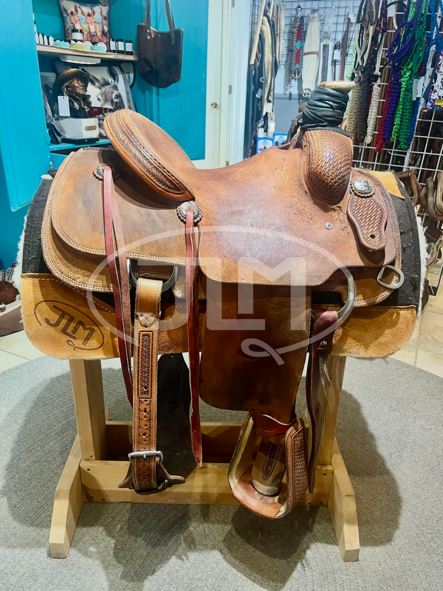 14" NRS Team Roping Saddle