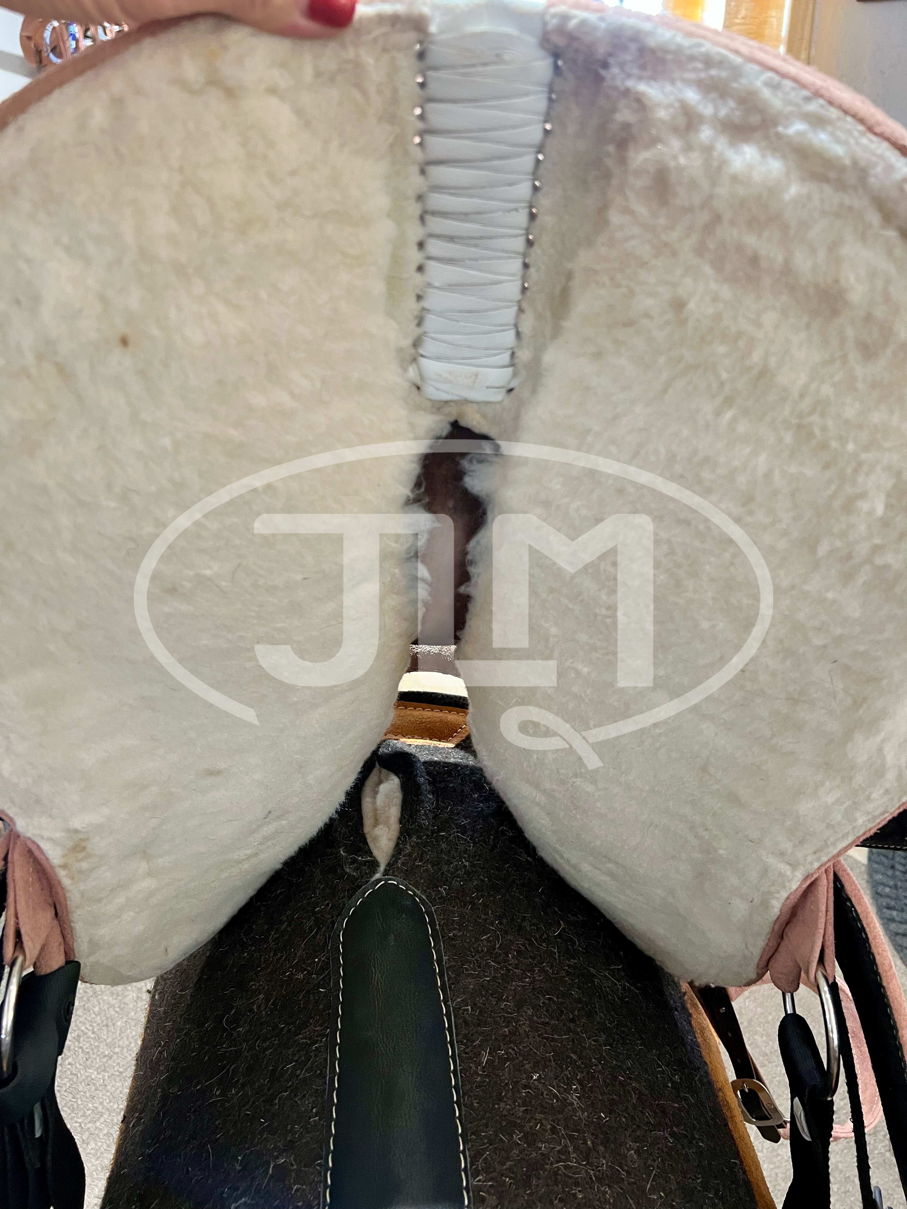 14" TACKTICAL Pink Roughout Barrel Saddle