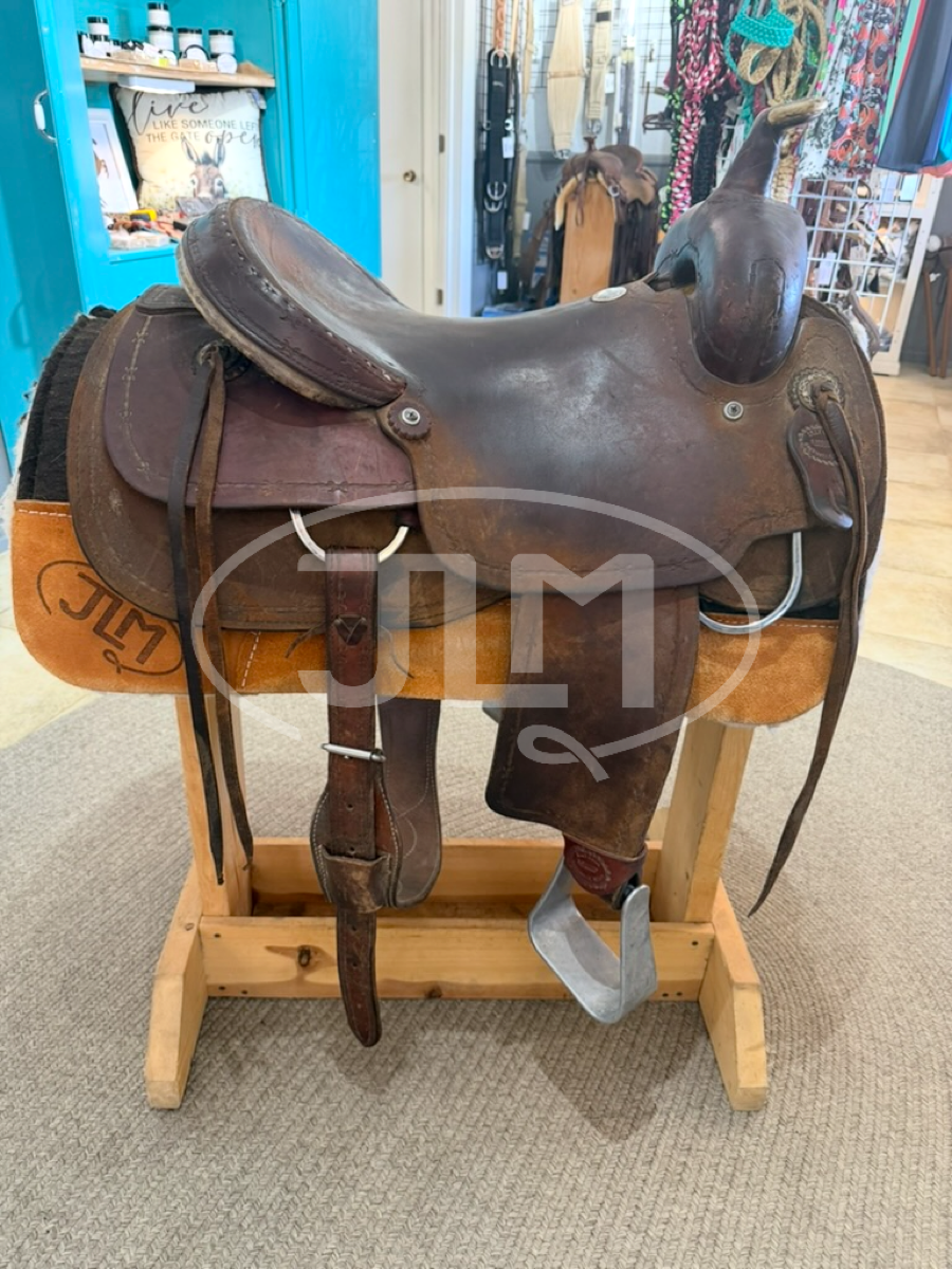16.5" Billy Cook Team Roping Saddle