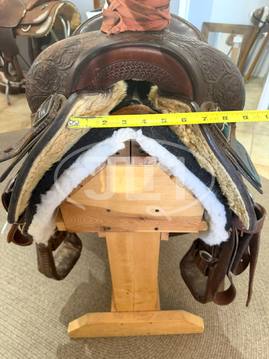 14" Bob's Custom Saddles Team Roping Saddle