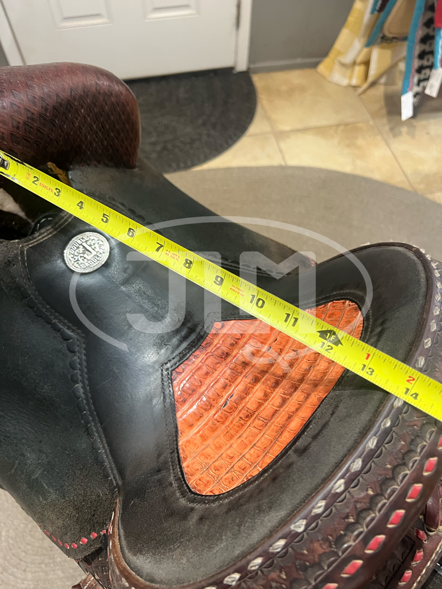 13.5" Wide Double J Pozzi Pro Racer Barrel Saddle