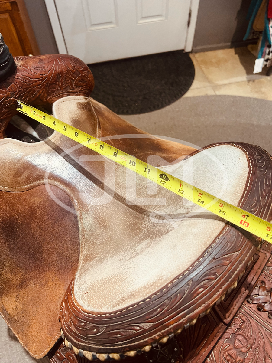 15" Dale Chavez Team Roping Saddle