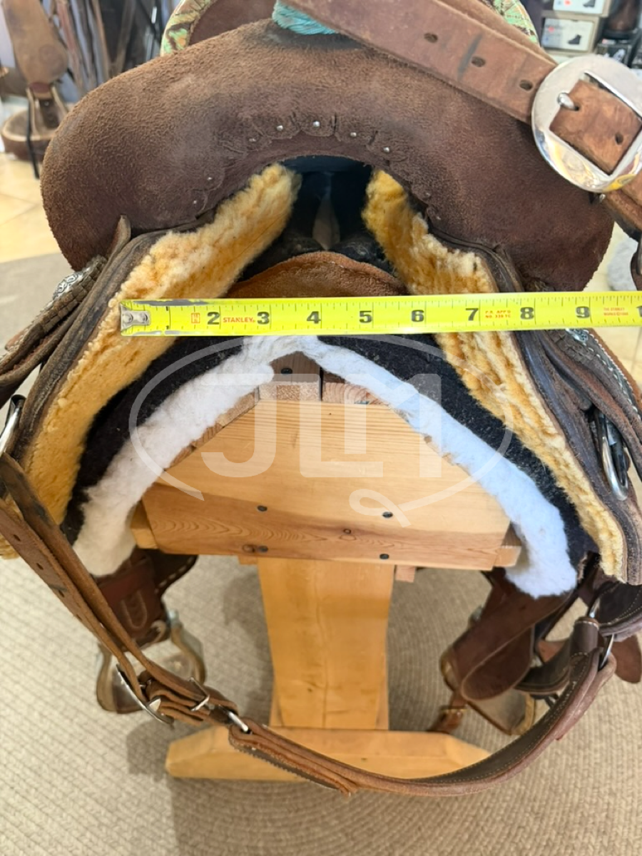 13.5" Connolly Saddlery Barrel Saddle