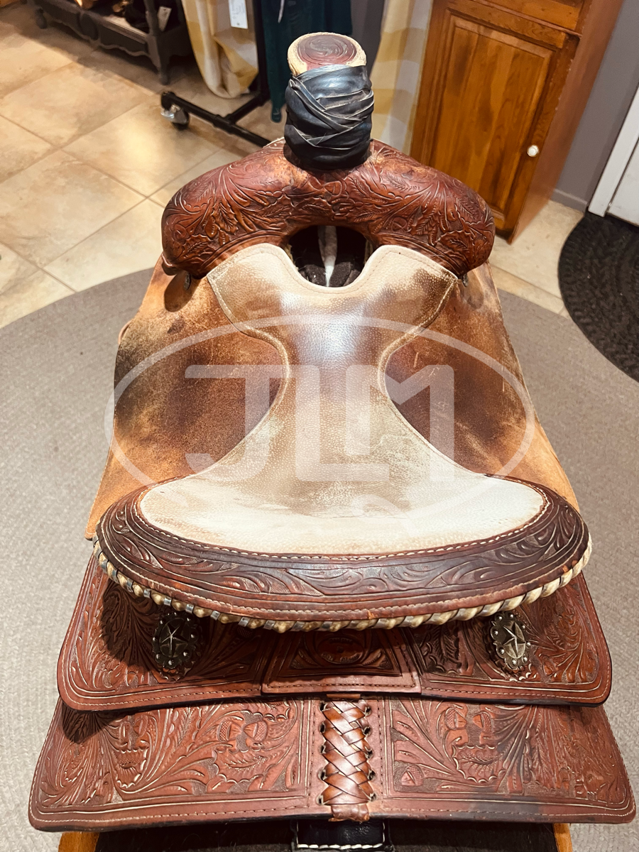 15" Dale Chavez Team Roping Saddle