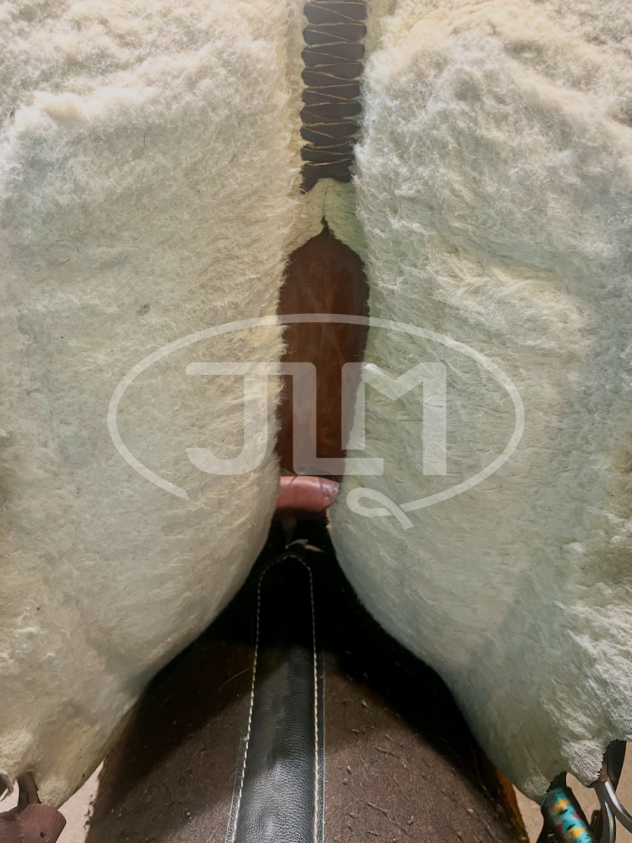 13.5" Courts Saddlery Sharon Camarillo Barrel Saddle