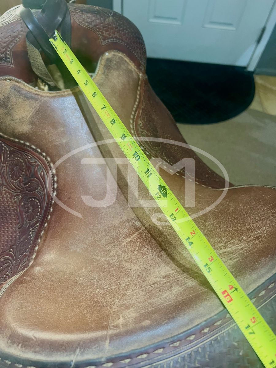 15.5" Bob's Custom Team Roping Saddle