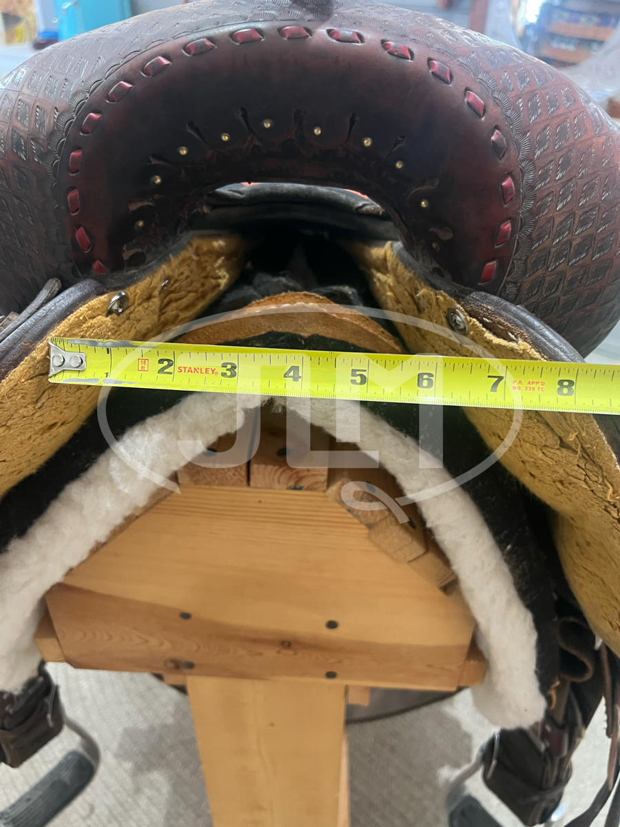 13.5" Wide Double J Pozzi Pro Racer Barrel Saddle