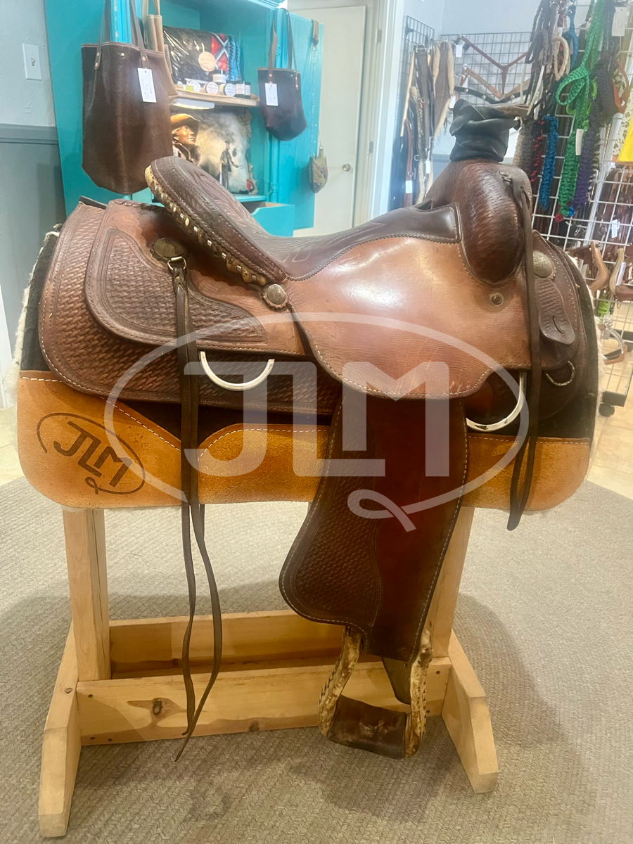 15" Crates Team Roping Saddle
