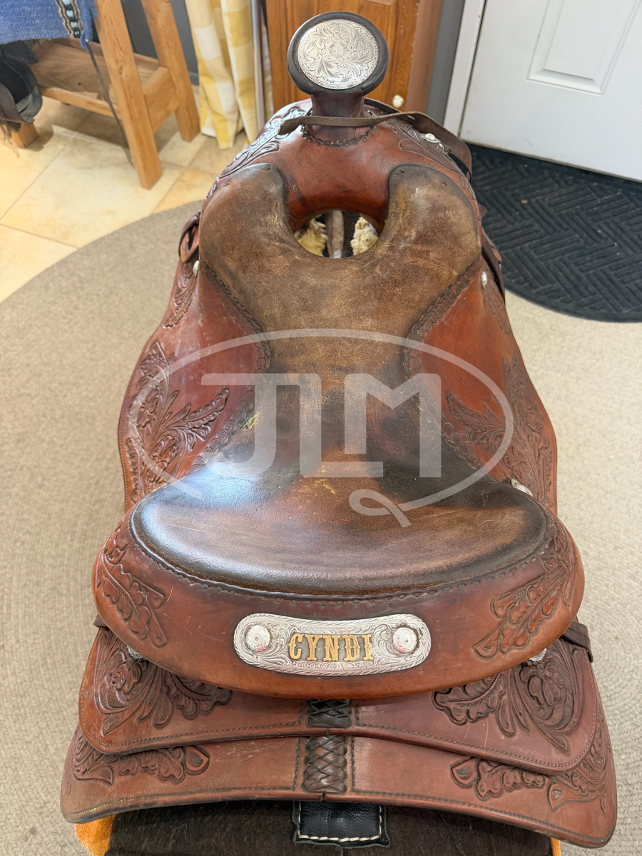 15" Broken Horn Western Saddle     S1113