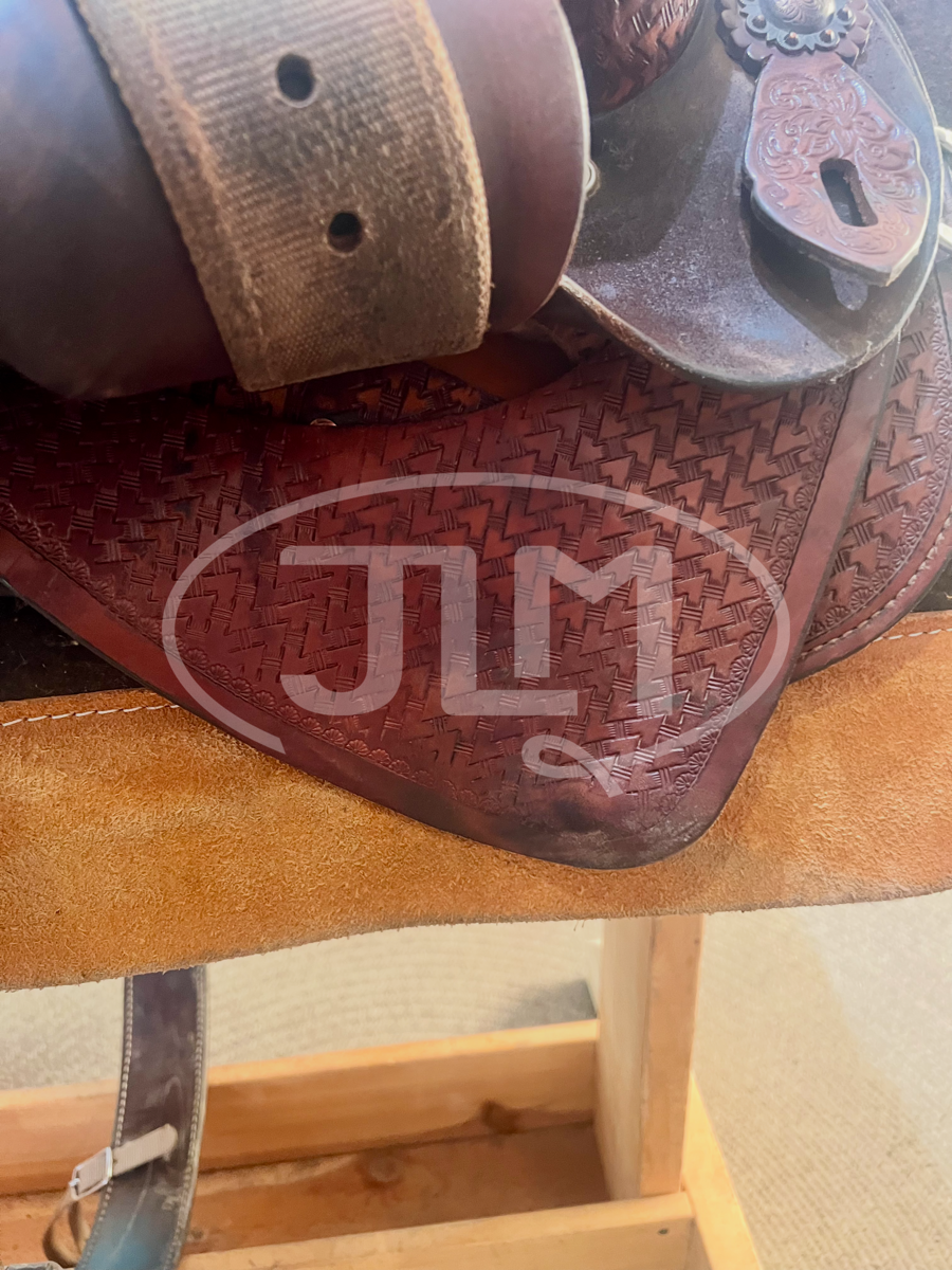 14.5" Narrow #9 Double J Pozzi Pro Racer Barrel Saddle