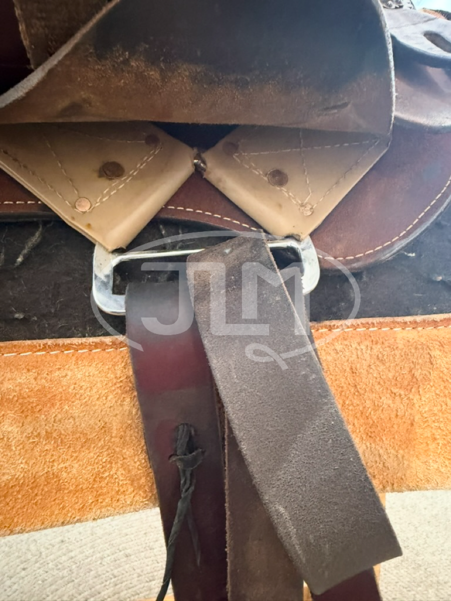 14.5" Double J Saddlery Lynn McKenzie Special Roughout Barrel Saddle