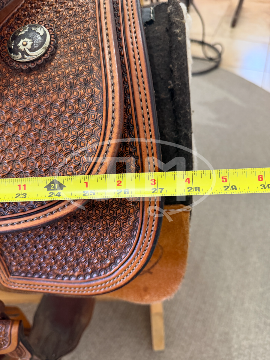 13.5" Scott Thomas Team Roping Saddle