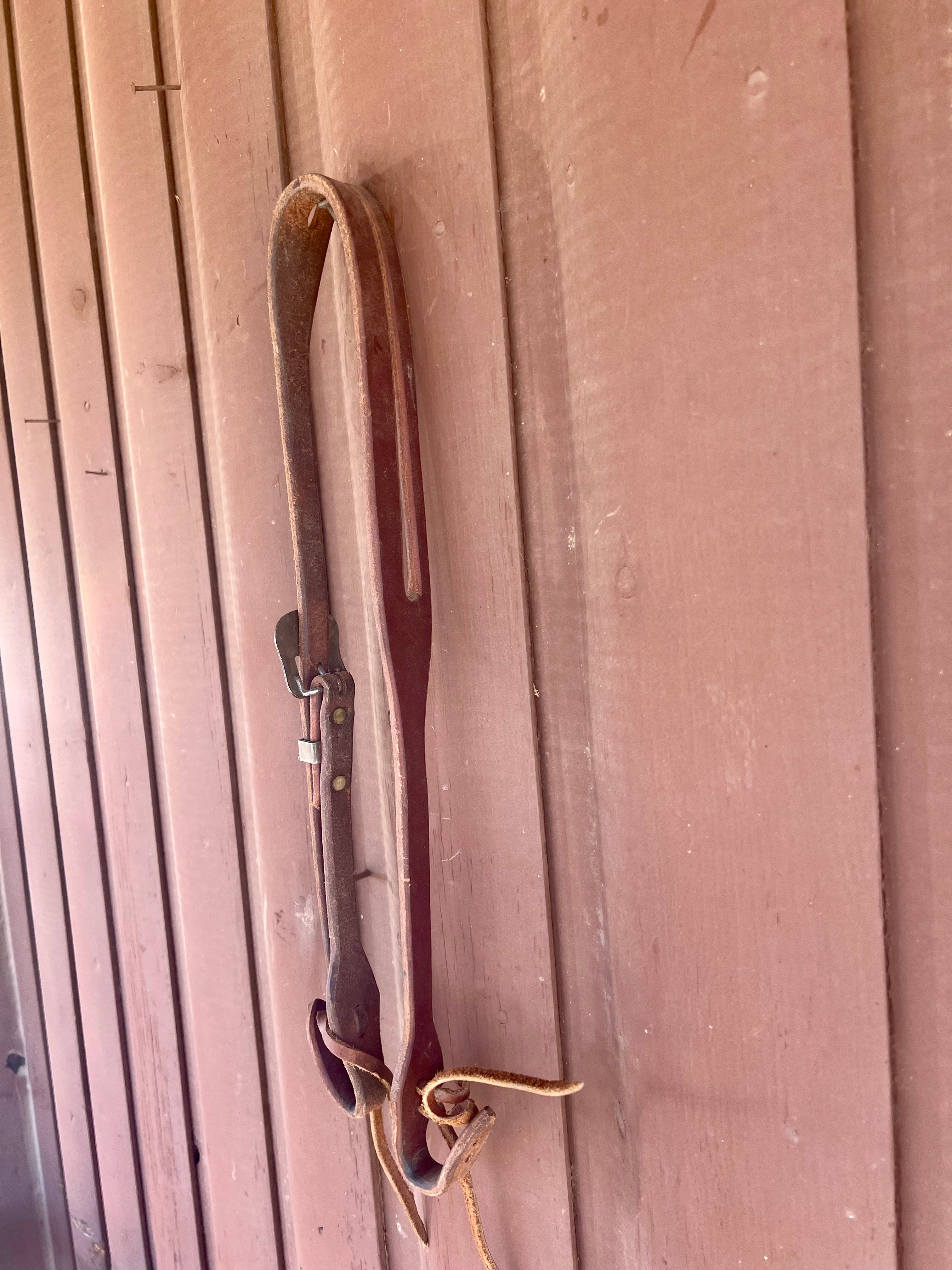 Cowperson Tack Slit Headstall with Cross Buckle