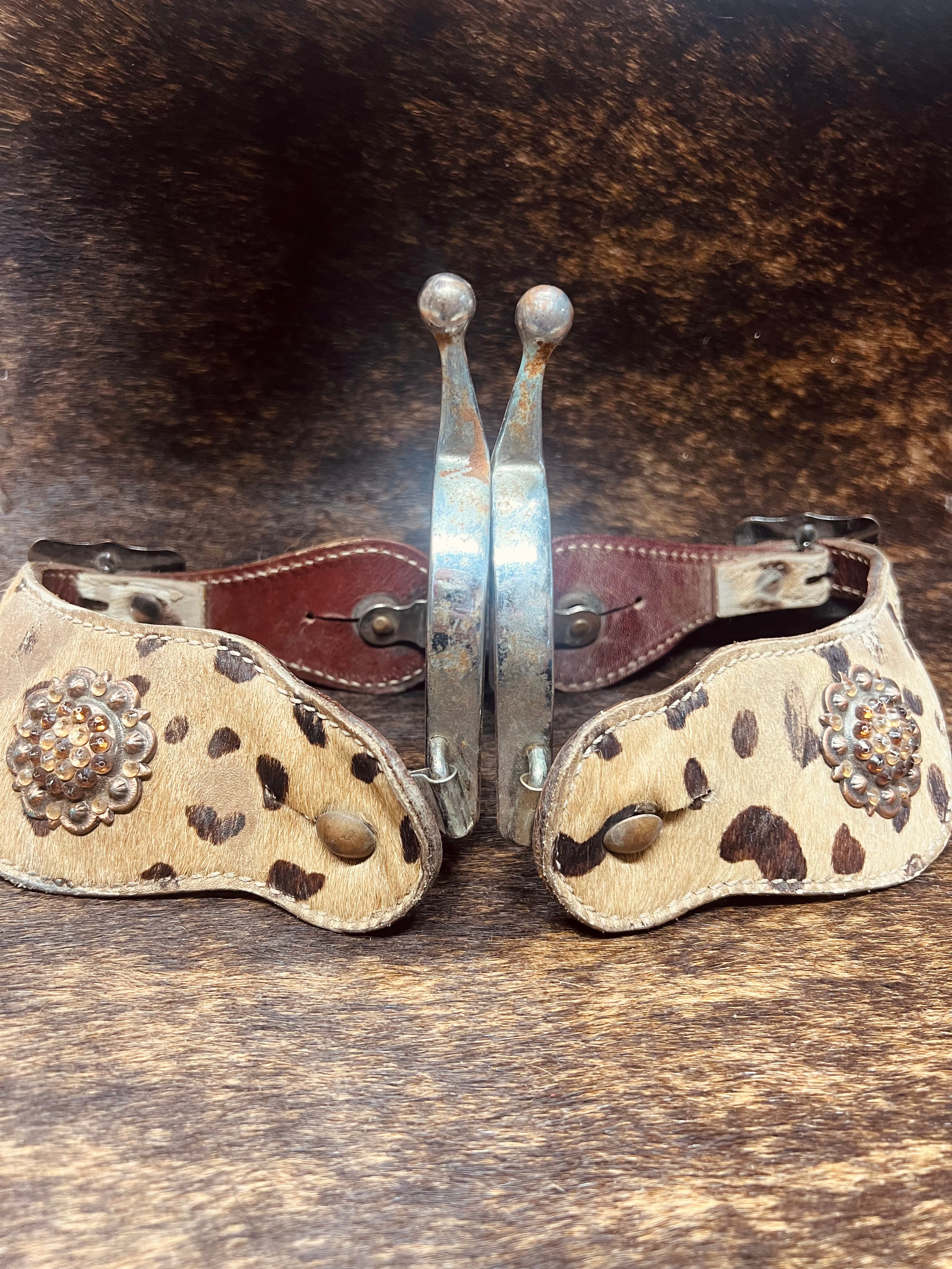 Bedazzled Knob End Ladies Spurs with HOH Spur Straps