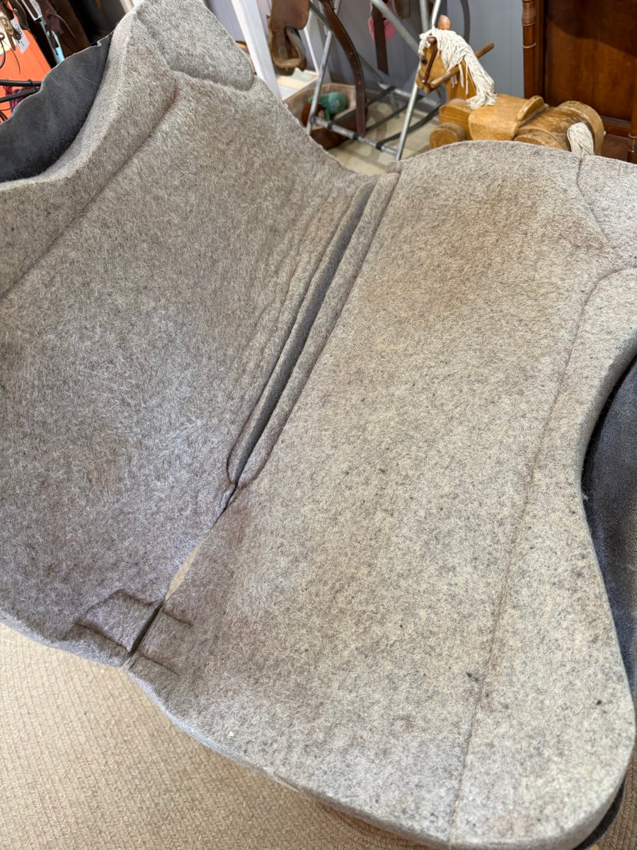 Best Ever Pads 1.25" Kush Saddle Pad with Black Leather    32 x 32     SP1142