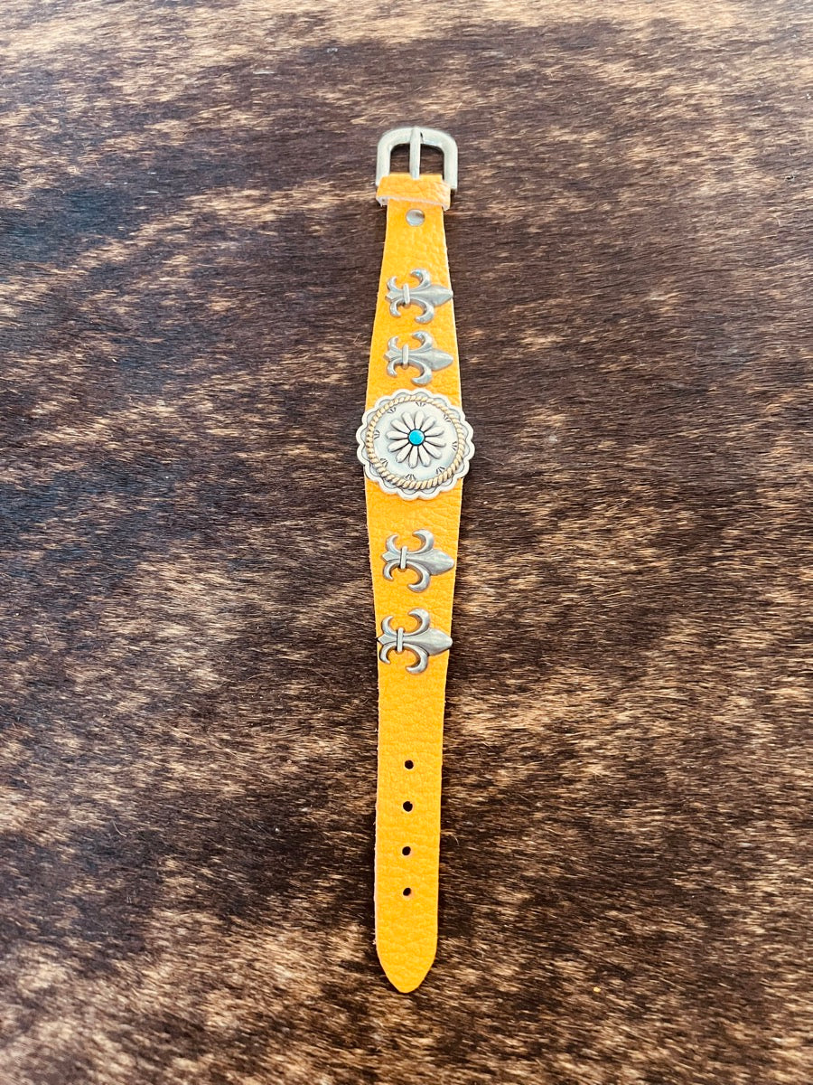 Concho Cuff - Gold