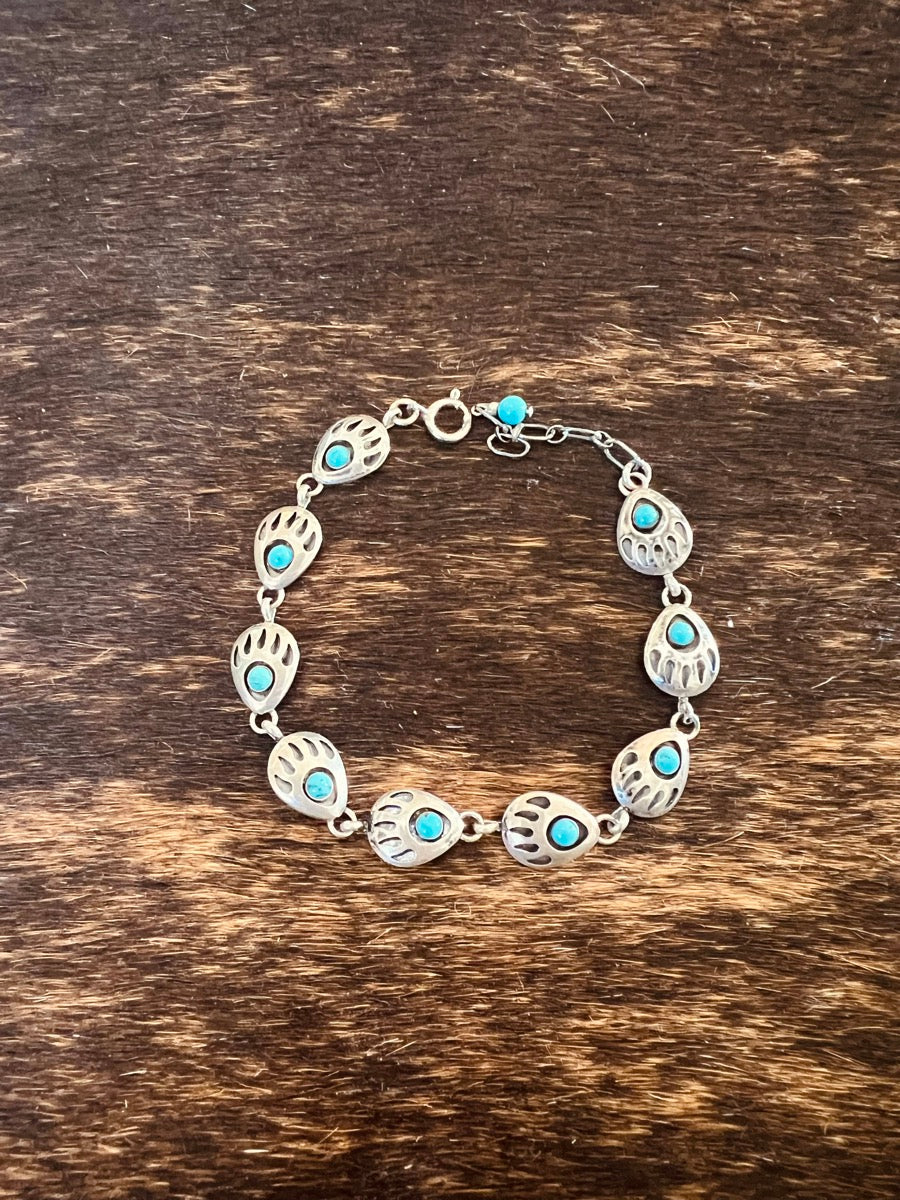 Q.T. Navajo Sterling Silver Bear Claw Bracelet