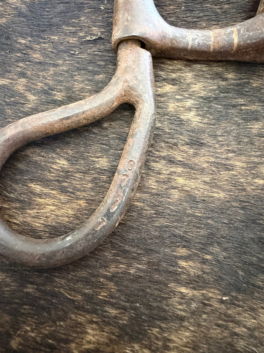 Dutton Copper Dog Bone Tear Drop Shank Bit     B1291