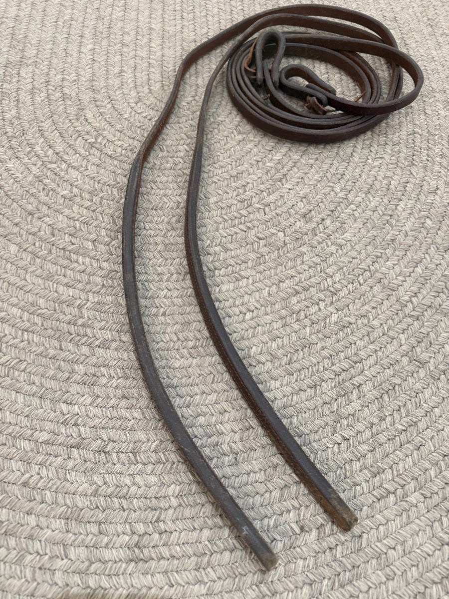 8 ft 5/8in Oiled Split Reins with Weighted Ends      RN1195